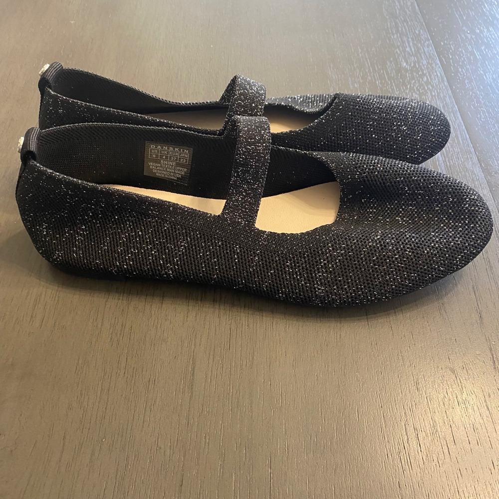 Danskin Womens Size 6 Mary Jane‎ Ballet Flats Shine Black Metallic Sparkle Vegan